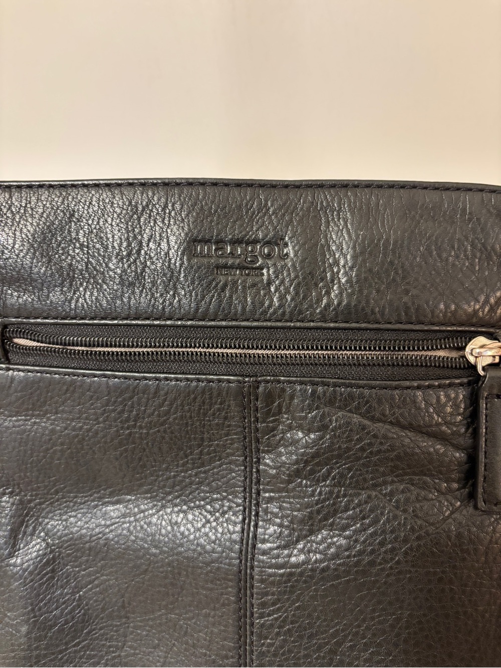 Margot Radley Crossbody Black Pebbled Leather Slim 90s Minimalist 7 Pockets - Picture 3 of 14